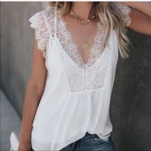 Vici From a dream lace top